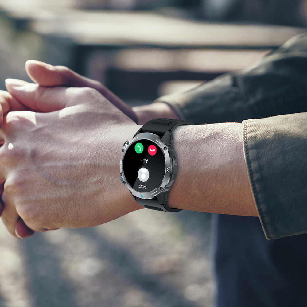 Lo smartwatch Colmi M42 è dotato di funzione di chiamata, design sottile, oltre 100 modalità sportive e 10 giorni di autonomia della batteria.